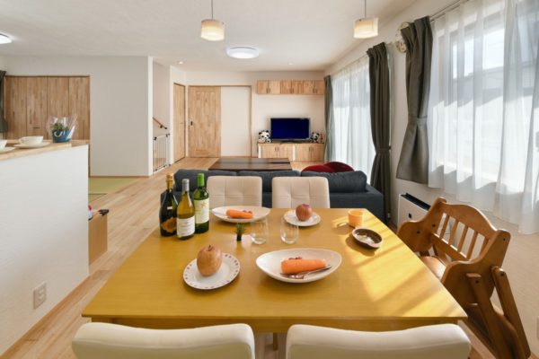 施工事例 | 暮らすほどに愛着深まる無垢の家 | 愛媛県の注文住宅は無添加住宅正規代理店みのりホームへ