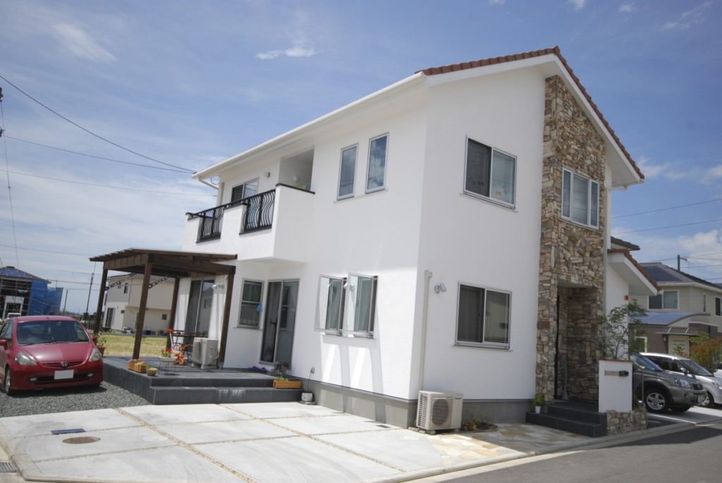 施工事例 | ジュラシックウッドストーンがもてなす家 | 愛媛県の注文住宅は無添加住宅正規代理店みのりホームへ
