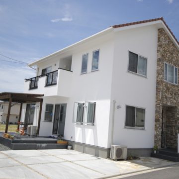施工事例 | ジュラシックウッドストーンがもてなす家 | 愛媛県の注文住宅は無添加住宅正規代理店みのりホームへ