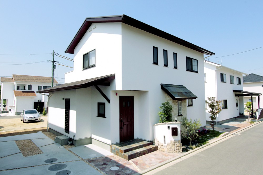 施工事例 | 石庇と砥部焼きのある家 | 愛媛県の注文住宅は無添加住宅正規代理店みのりホームへ