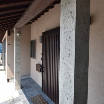 施工事例 | 玄関コレクション | 愛媛県の注文住宅は無添加住宅正規代理店みのりホームへ